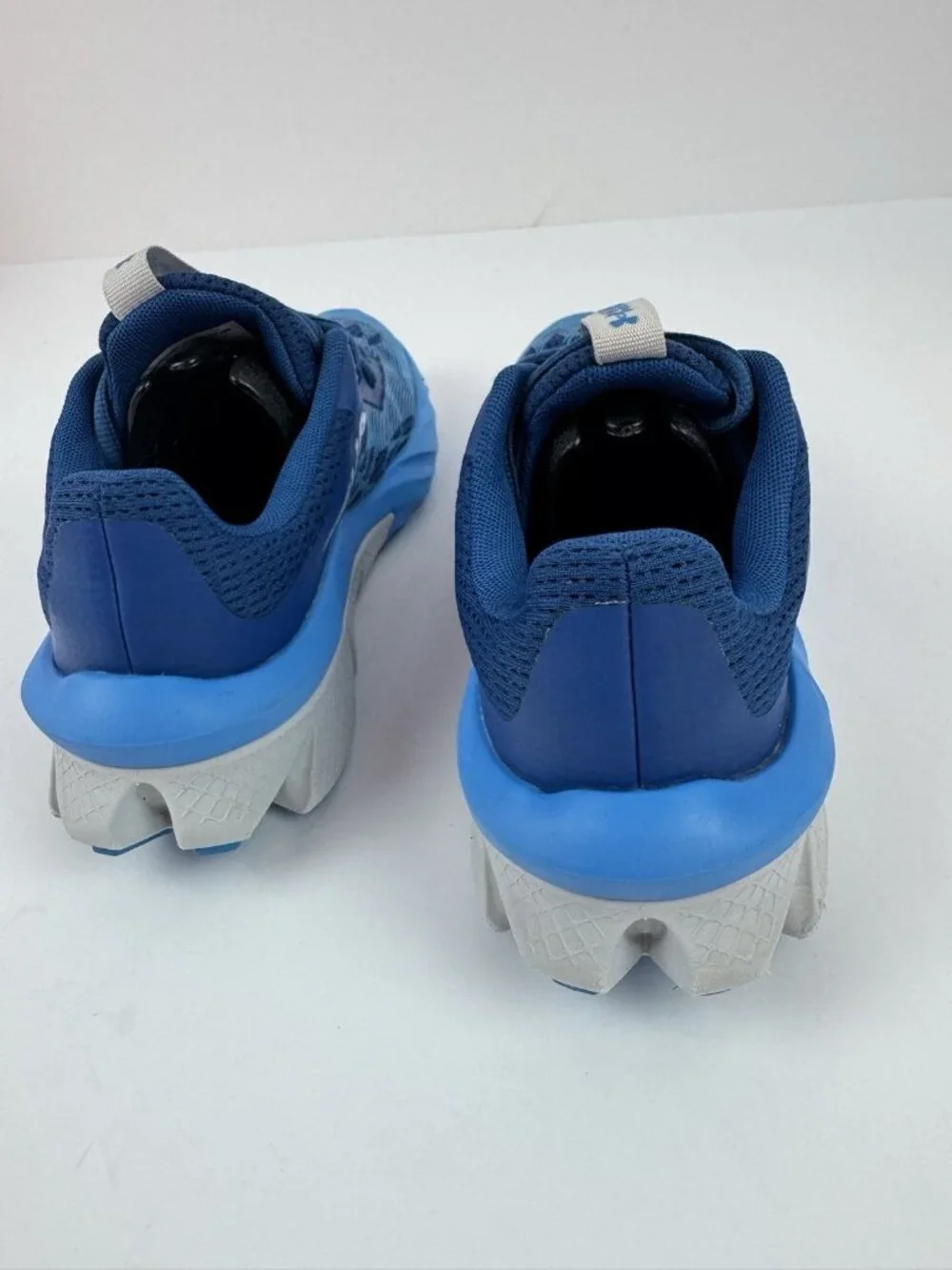Under Armour Kids UA MACH 9.6 Blue Sneakers Size 5Y